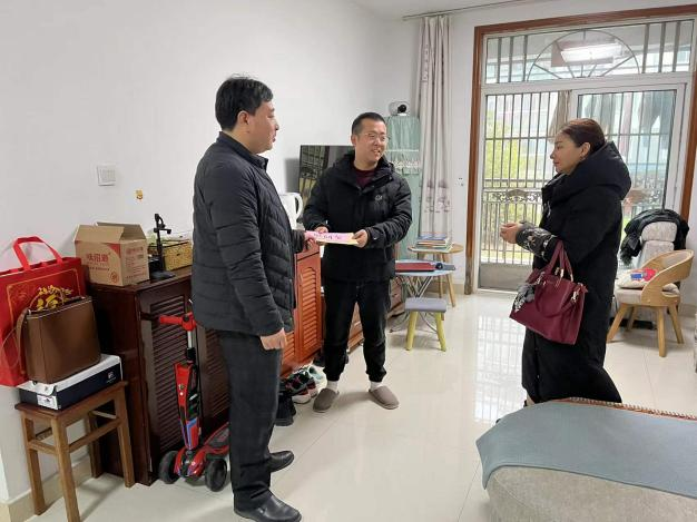 走訪慰問(wèn)送祝福 殷切關(guān)懷暖人心